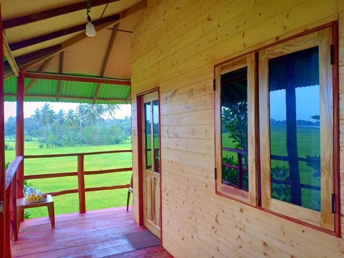 Lake Side View Cabana ทิซซามาฮารามา ภายนอก รูปภาพ